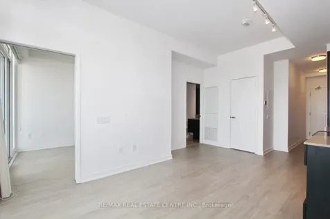 3900 Confederation Parkway Mississauga ON L5B 0M3