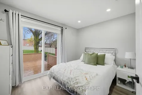 355 Culford Road Toronto ON M6L 2V8