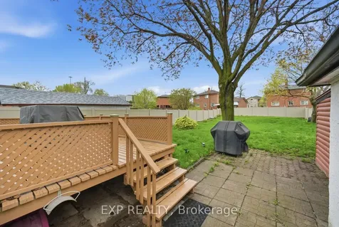 355 Culford Road Toronto ON M6L 2V8