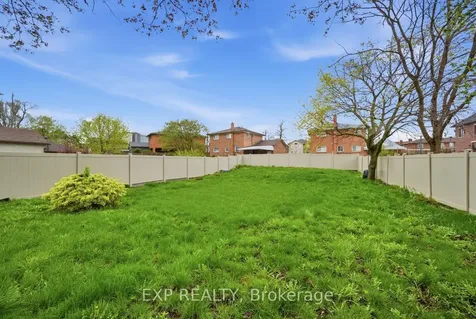 355 Culford Road Toronto ON M6L 2V8