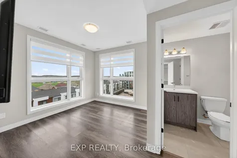 95 Dundas Street W Oakville ON L6M 5N4