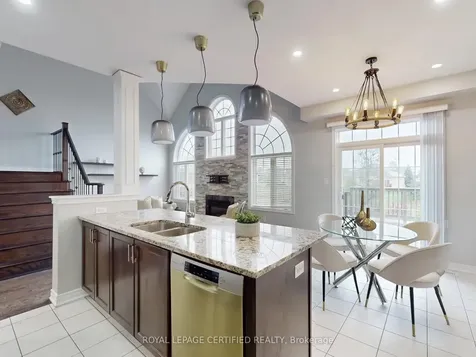 20 Naperton Drive Brampton ON L6R 0Z5