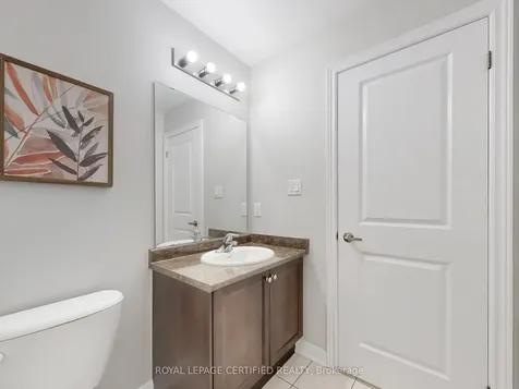 20 Naperton Drive Brampton ON L6R 0Z5