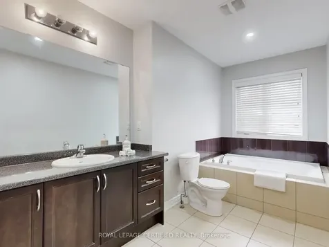 20 Naperton Drive Brampton ON L6R 0Z5