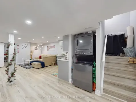 20 Naperton Drive Brampton ON L6R 0Z5