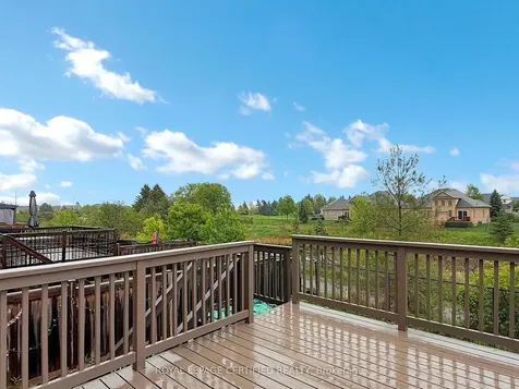 20 Naperton Drive Brampton ON L6R 0Z5