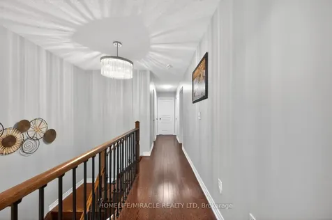 22 Altura Way Brampton ON L6P 4A1