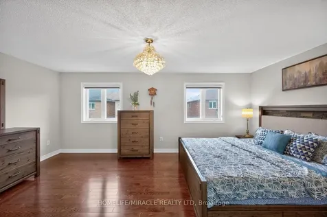 22 Altura Way Brampton ON L6P 4A1