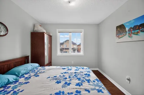 22 Altura Way Brampton ON L6P 4A1