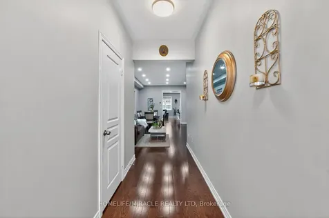 22 Altura Way Brampton ON L6P 4A1