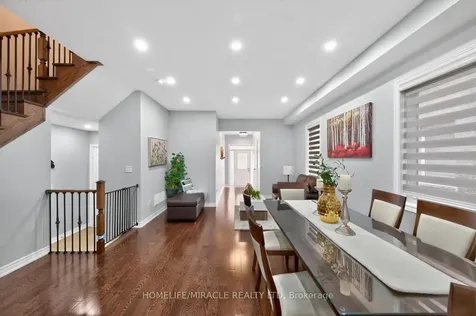 22 Altura Way Brampton ON L6P 4A1