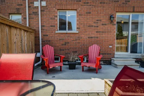 111 Waters Boulevard Milton ON L9T 6K5