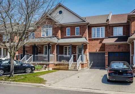 111 Waters Boulevard Milton ON L9T 6K5