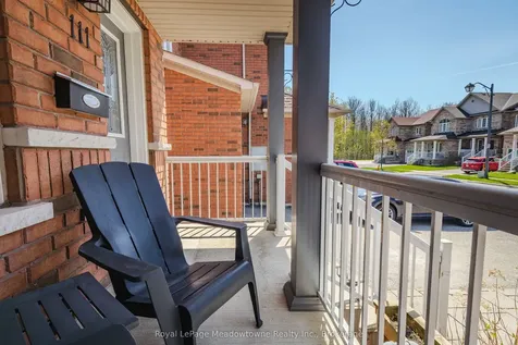 111 Waters Boulevard Milton ON L9T 6K5