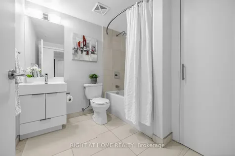 30 Samuel Wood Way Toronto ON M9B 0C9