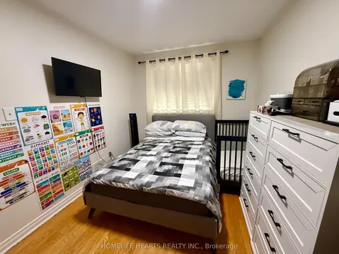 70 Fernando Road Toronto ON M9M 2P6