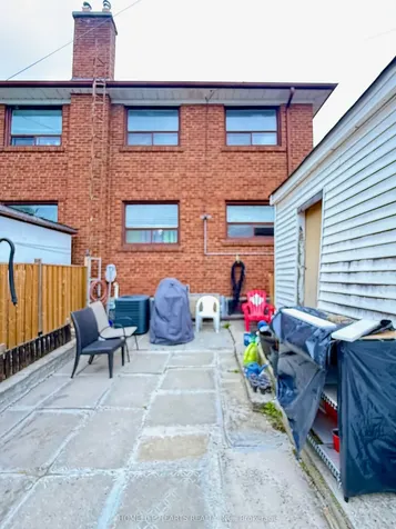 70 Fernando Road Toronto ON M9M 2P6