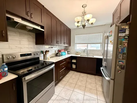70 Fernando Road Toronto ON M9M 2P6