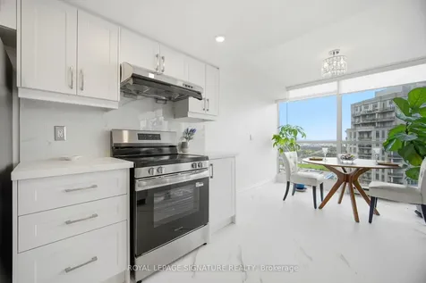 45 Kingsbridge Garden Circle Mississauga ON L5R 3K4
