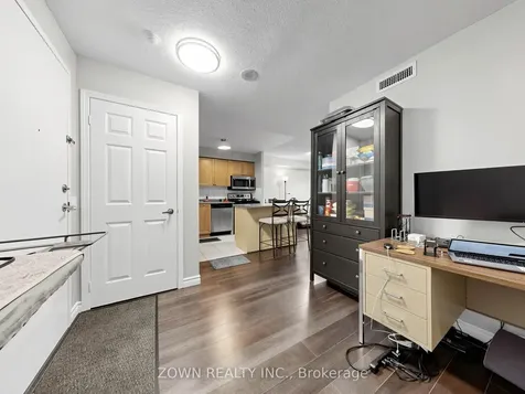 55 Strathaven Drive Mississauga ON L5R 4G9