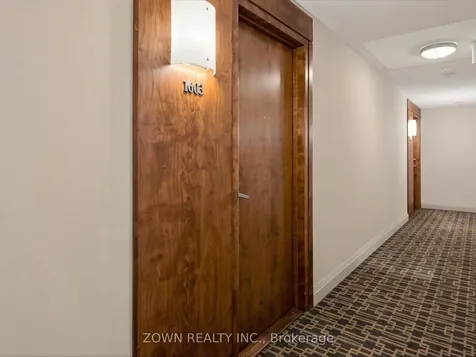 55 Strathaven Drive Mississauga ON L5R 4G9