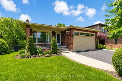 440 Parkridge Crescent Oakville ON L6M 1B2
