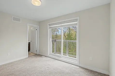 21 Folcroft Street Brampton ON L6Y 0B6