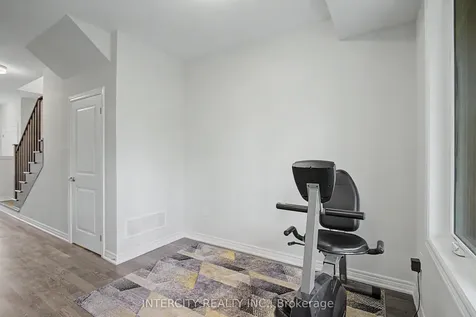 21 Folcroft Street Brampton ON L6Y 0B6