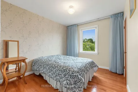 10 Tumpane Street Toronto ON M3M 1L6