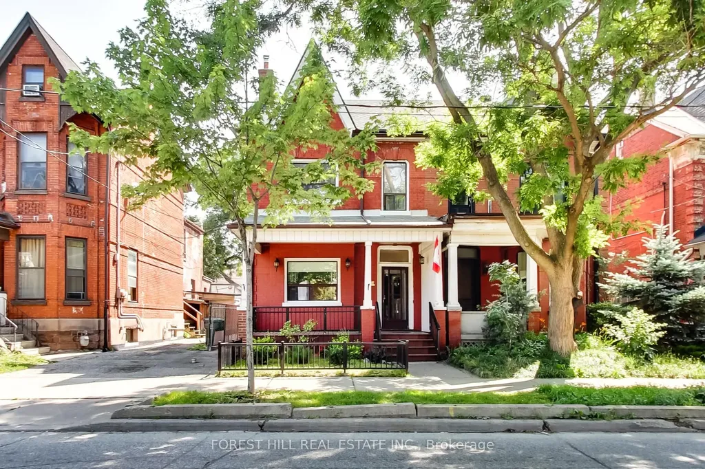 23 Lansdowne Avenue Toronto ON M6K 2V7