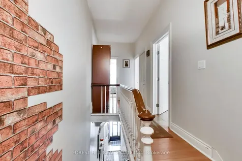 23 Lansdowne Avenue Toronto ON M6K 2V7