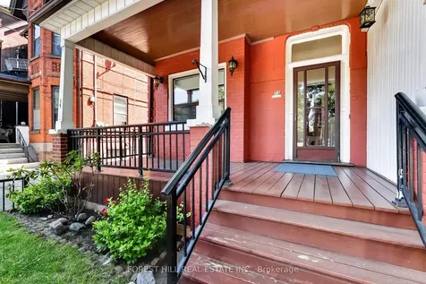 23 Lansdowne Avenue Toronto ON M6K 2V7