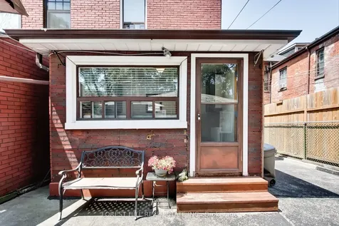 23 Lansdowne Avenue Toronto ON M6K 2V7