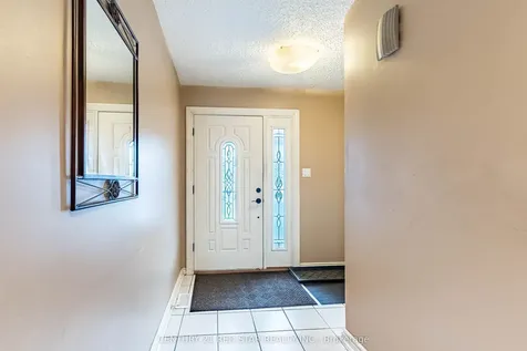 4114 Bishopstoke Lane Mississauga ON L4Z 1M5