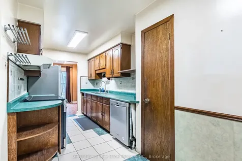 4114 Bishopstoke Lane Mississauga ON L4Z 1M5