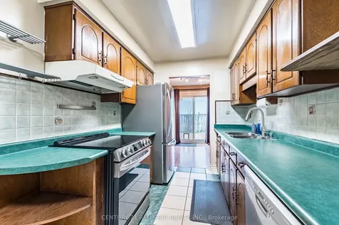 4114 Bishopstoke Lane Mississauga ON L4Z 1M5