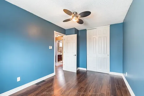 4114 Bishopstoke Lane Mississauga ON L4Z 1M5