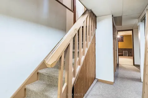 4114 Bishopstoke Lane Mississauga ON L4Z 1M5