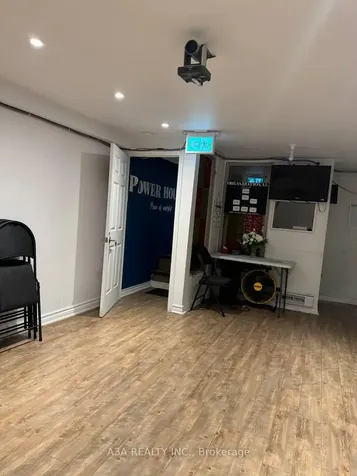 794 Wilson Avenue Toronto ON M3K 1E2