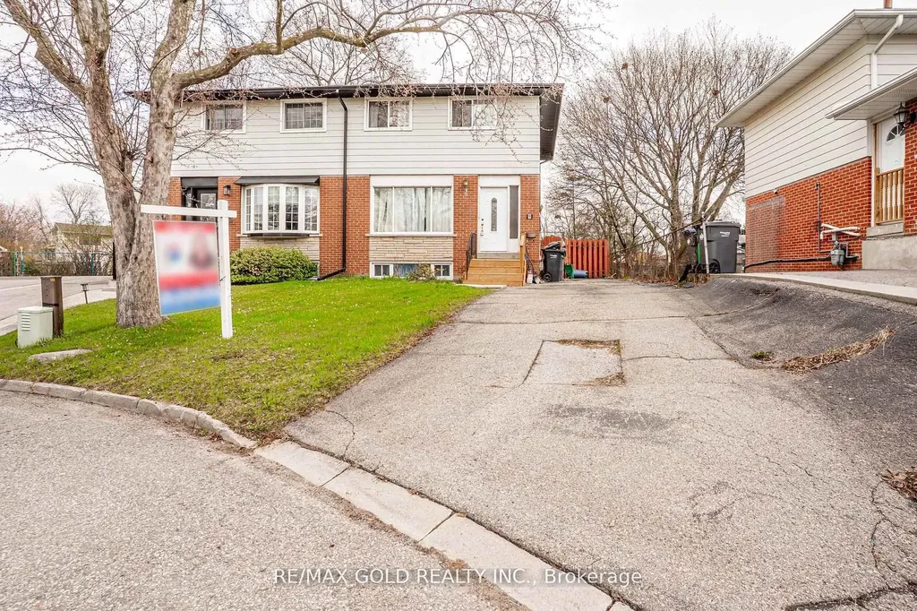 9 Mordon Court Brampton ON L6V 2B5