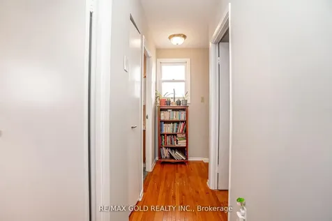 9 Mordon Court Brampton ON L6V 2B5
