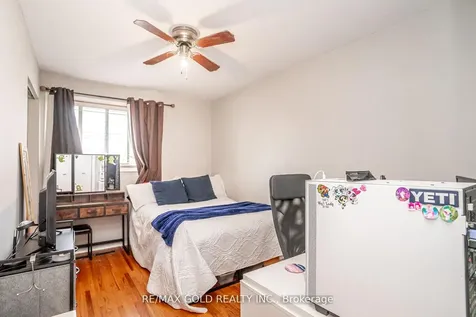 9 Mordon Court Brampton ON L6V 2B5