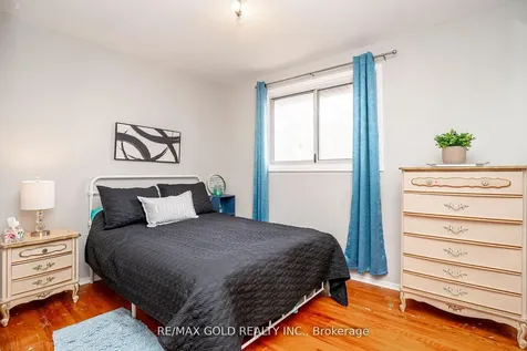 9 Mordon Court Brampton ON L6V 2B5