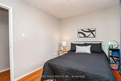 9 Mordon Court Brampton ON L6V 2B5