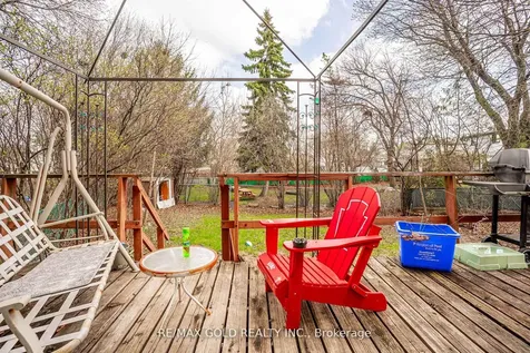 9 Mordon Court Brampton ON L6V 2B5