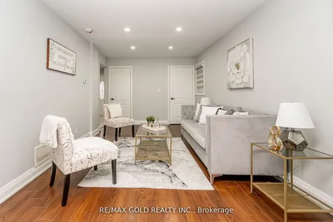 13 Martindale Crescent Brampton ON L6X 2V7