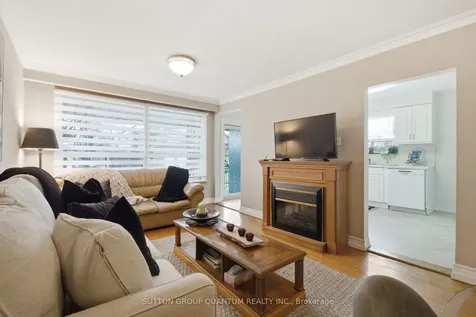1257 Alexandra Avenue Mississauga ON L5E 2A7