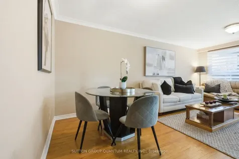 1257 Alexandra Avenue Mississauga ON L5E 2A7