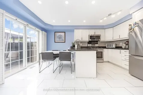 898 Mcnair Circle Milton ON L9T 6Y6