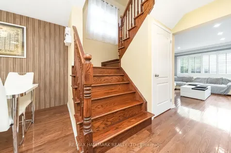898 Mcnair Circle Milton ON L9T 6Y6